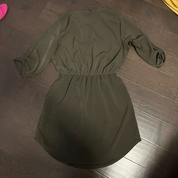 Green dress size: M - Picture 2 of 3